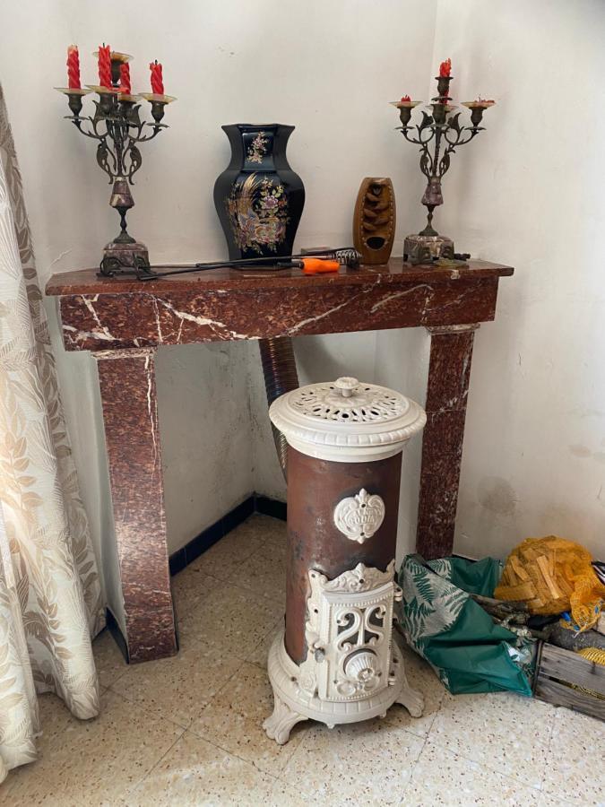 Appartement F3 de 60 m² au rez de chaussée d'une villa Vezenobres Extérieur photo