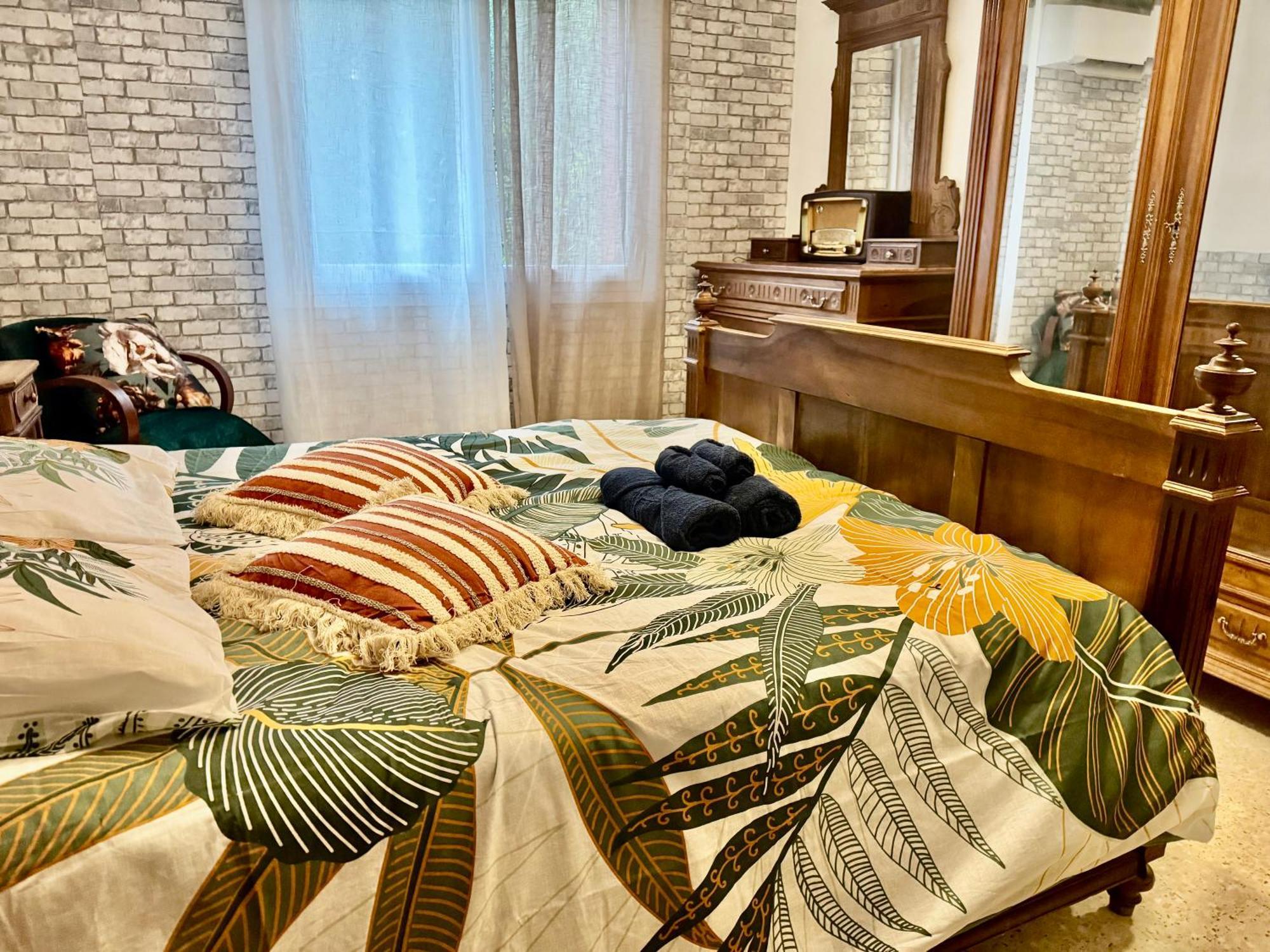 Appartement F3 de 60 m² au rez de chaussée d'une villa Vezenobres Extérieur photo